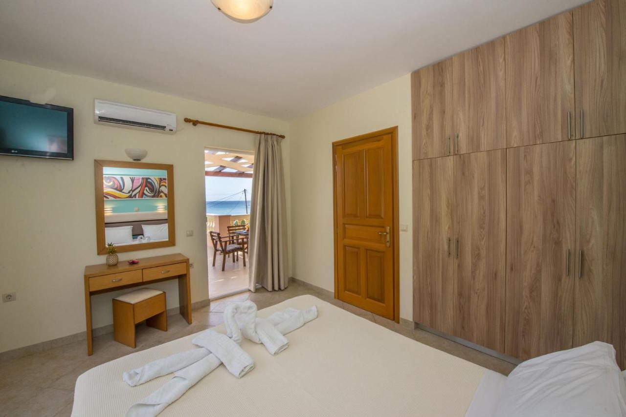 Villas Porto Odysseas Afionas Corfu 外观 照片