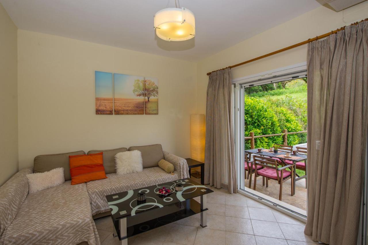 Villas Porto Odysseas Afionas Corfu 外观 照片
