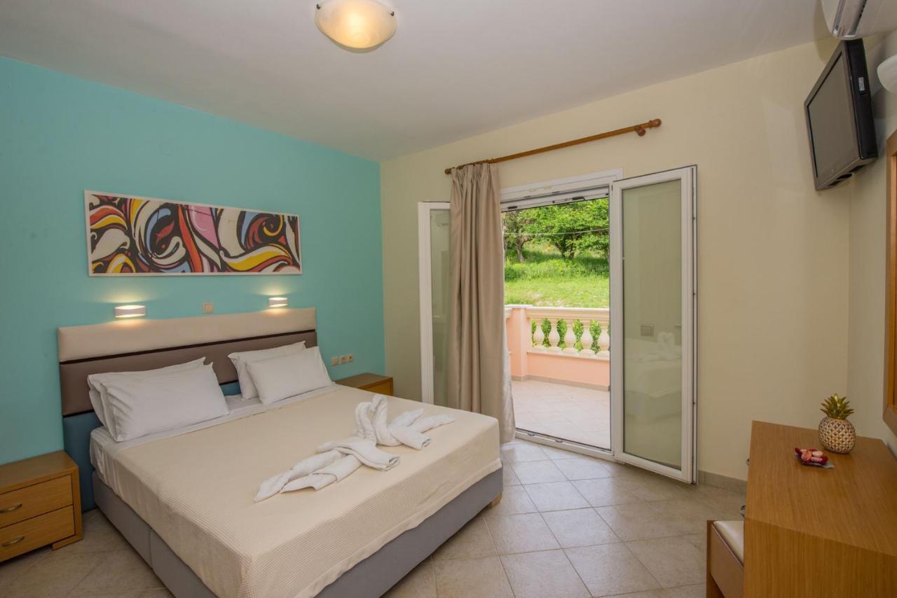 Villas Porto Odysseas Afionas Corfu 外观 照片